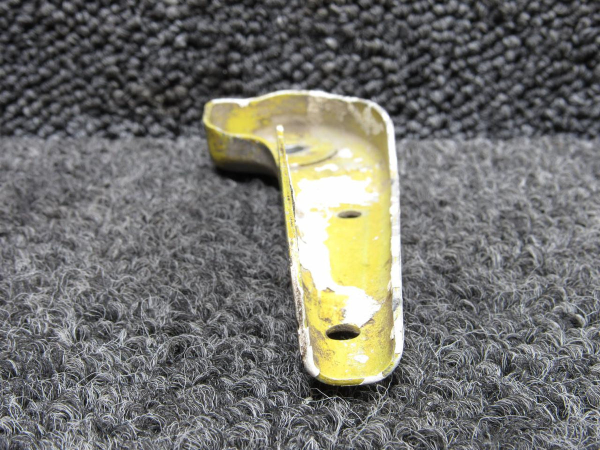 Piper Aircraft Parts 42025-001 Piper PA-31T Bracket Assembly Gear Door Actuator Forward