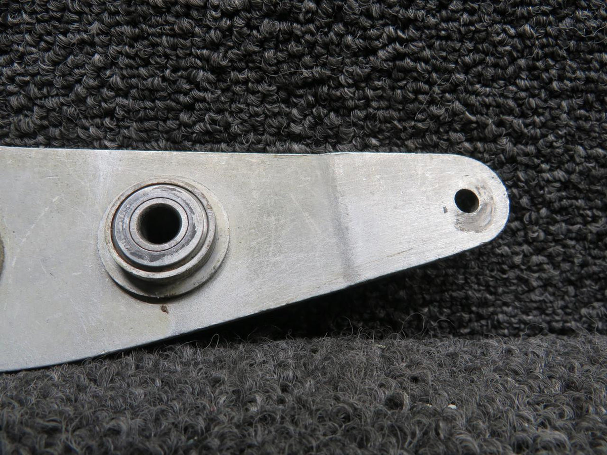 Cessna Aircraft Parts 0513200-1 Cessna 172D Elevator Bellcrank Forward