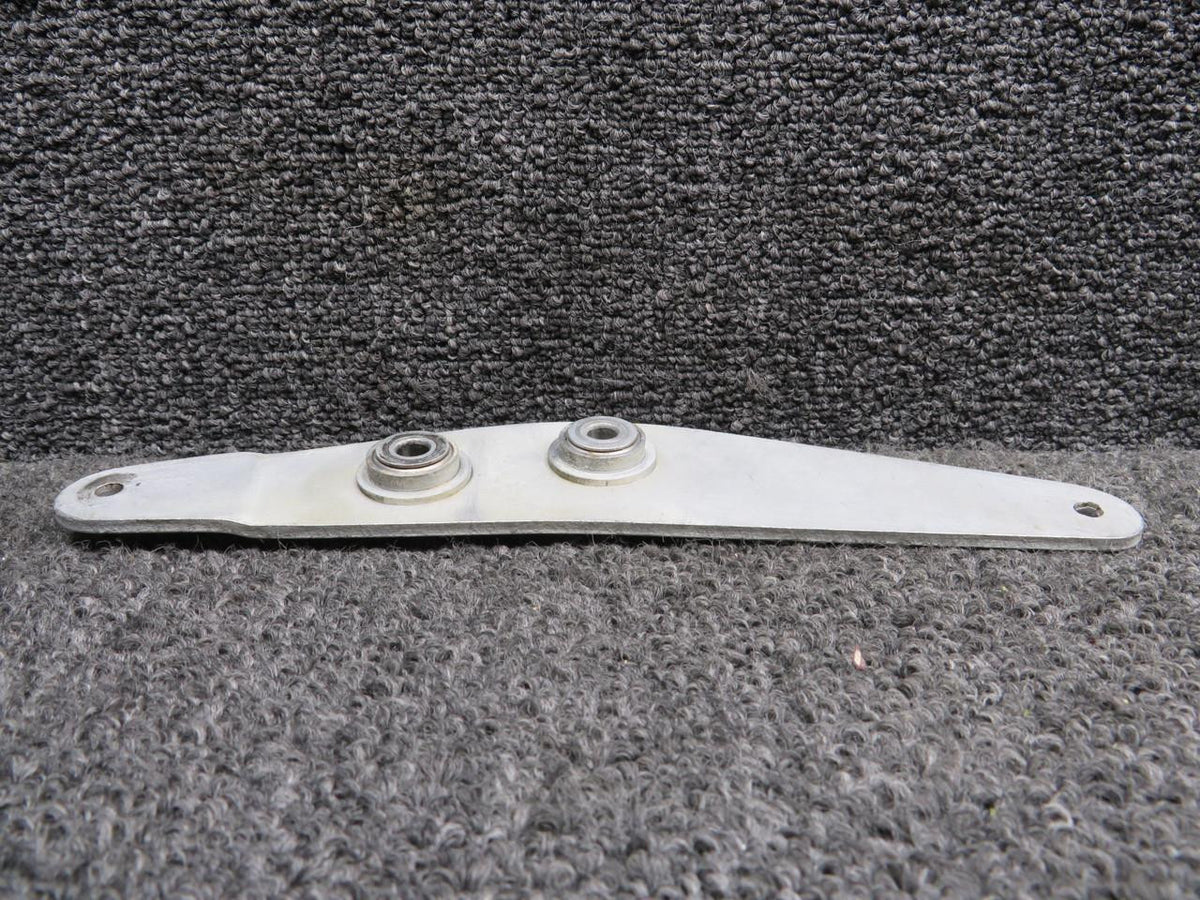 Cessna Aircraft Parts 0513200-1 Cessna 172D Elevator Bellcrank Forward