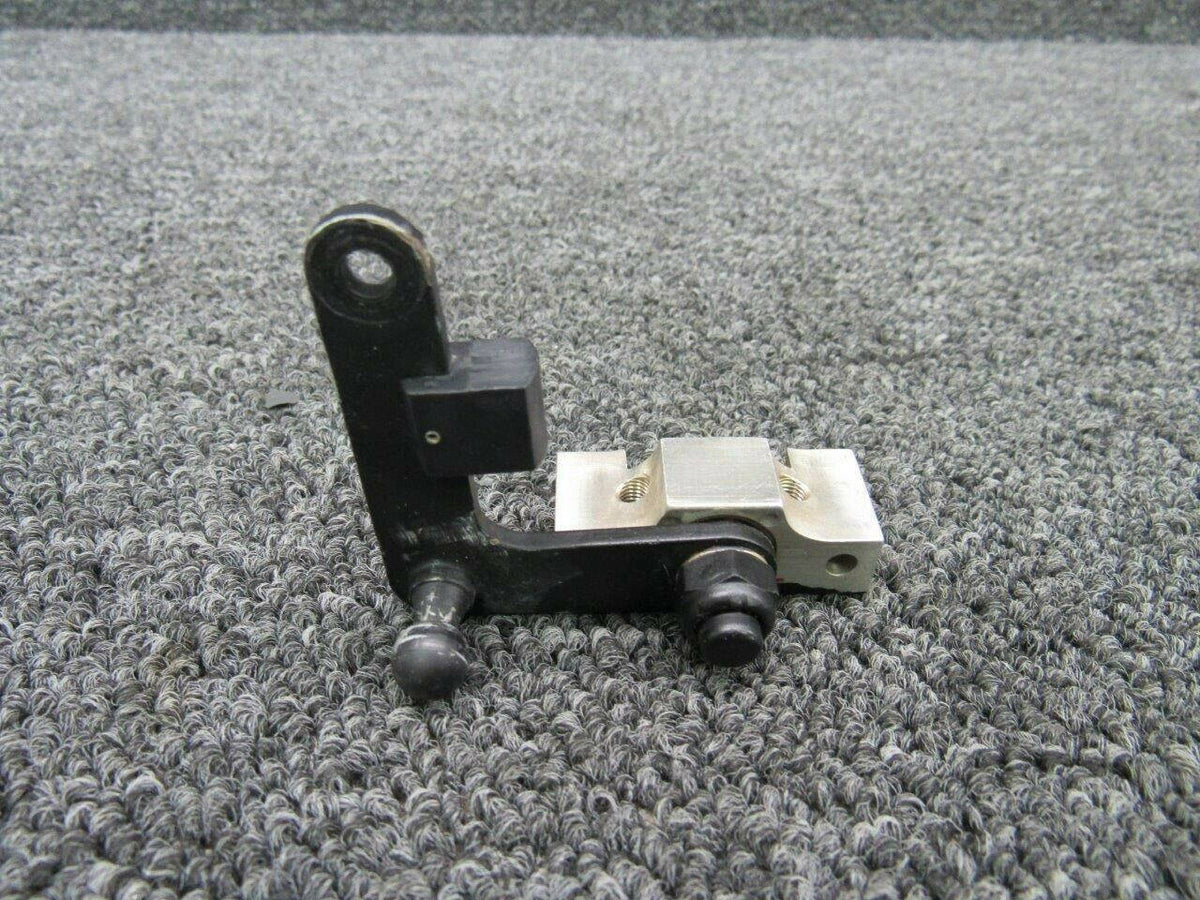 D574-2 Robinson R44II Cabin Door Arm Assy RH BAS Part Sales | Airplane Parts