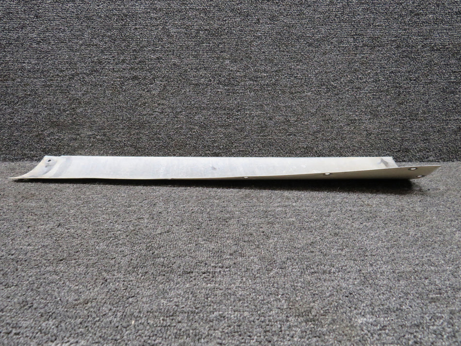0732615-6 Cessna 182P Fairing Stabilizer Upper RH (Striped)