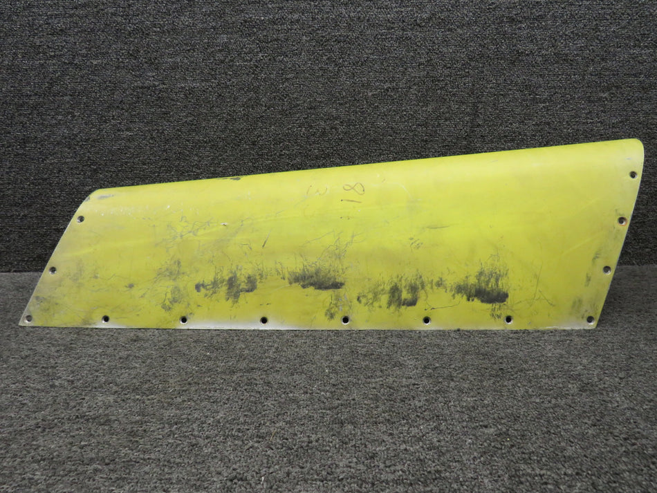 40626-001 Piper PA-31-350 Leading Edge Wing Access LH with Fuel Access Hole