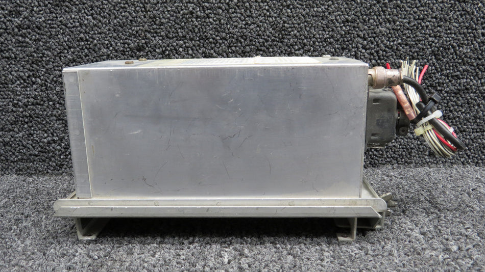 UGR-3, UGR-2 Narco UHF Glideslope Receiver with Mounting Base