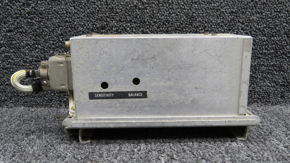 UGR-2 Narco UHF Glideslope Receiver with Mount