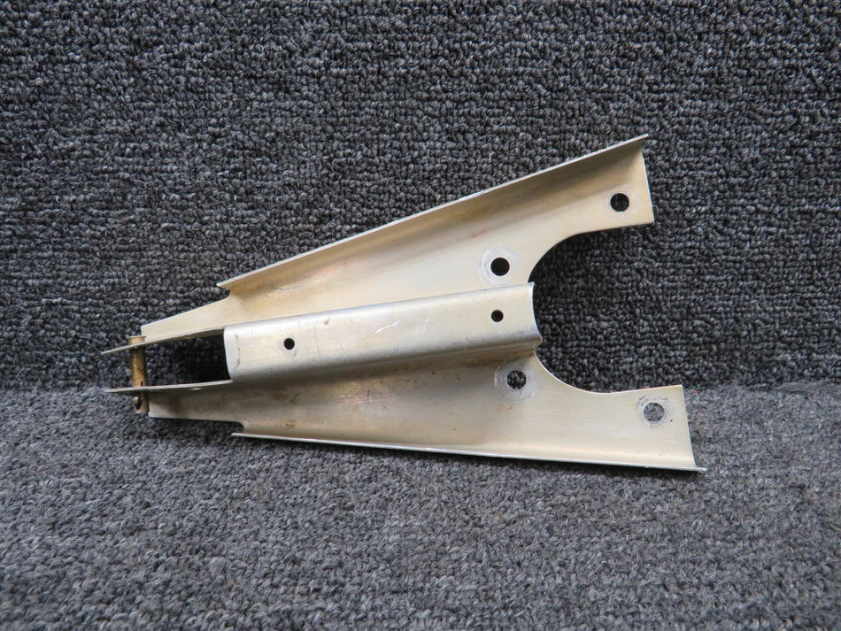 60-524104-1 Beechcraft B60 Rudder Tab Cable Pulley Bracket