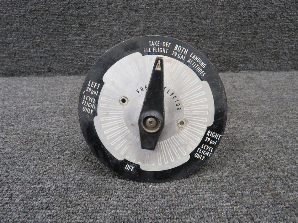 0716607-3, 0716615-1, 0716623-2 Cessna 182N Fuel Selector Gear Assy with Handle