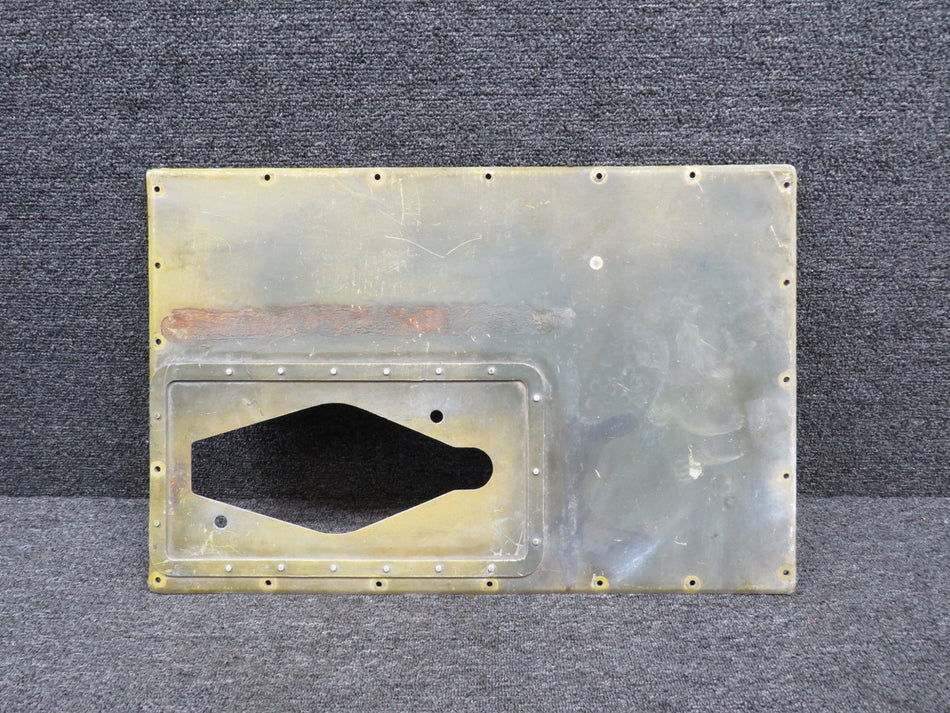 45704-000 Piper PA-31P Floorboard Center Plate Cover