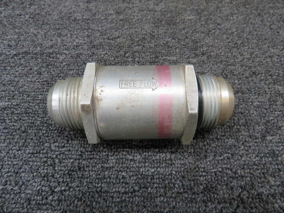 2660002 Parker Low Pressure Fuel Check Valve (Small Chips on Valve End)