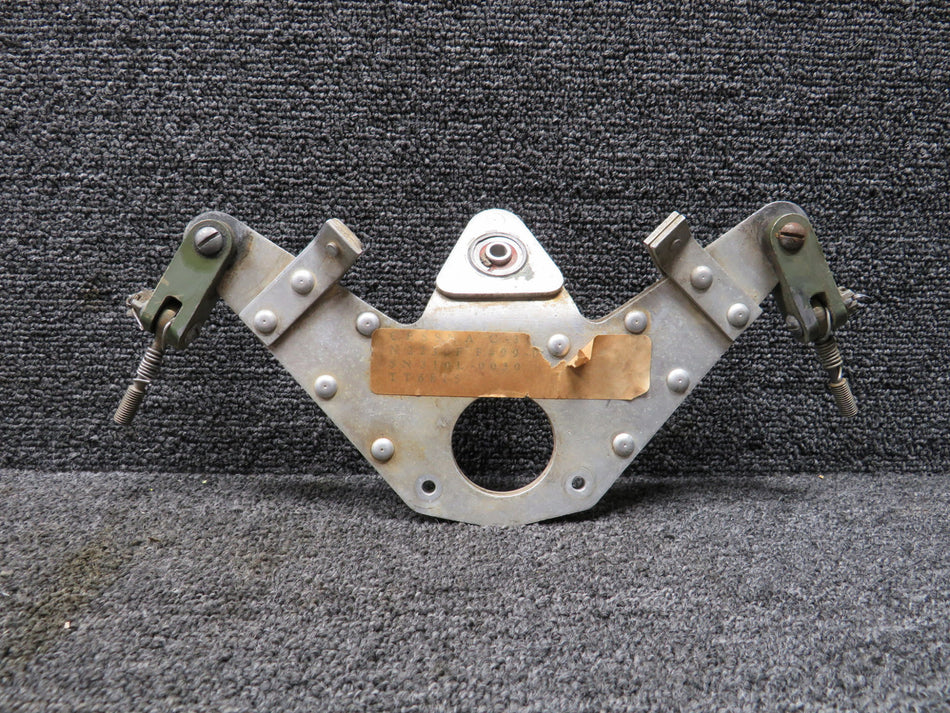 0831325-1 Cessna 310L Rudder Bellcrank Assembly