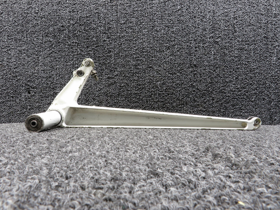 5865105-6 (Use: 5865105-18) Cessna 404 Bellcrank Assembly Inboard Flap RH