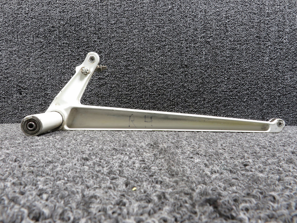 5865105-2 (Use: 5865105-16) Cessna 404 Bellcrank Assembly Inboard Flap RH