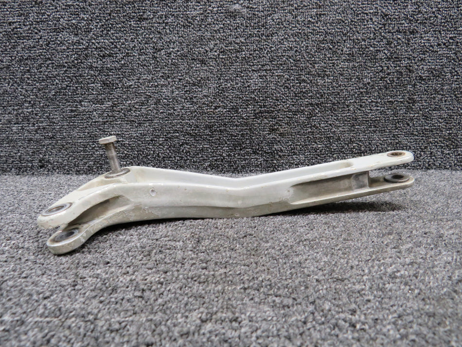 0841220-3 Cessna Landing Gear Bellcrank LH