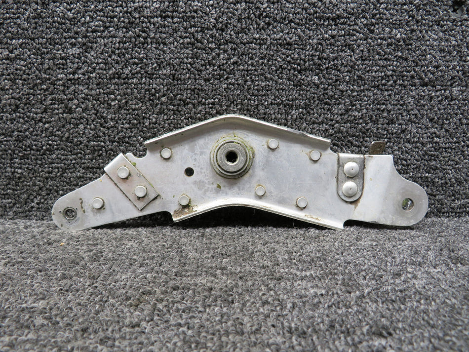 1432001-1 Cessna 337B Rudder Bellcrank Assembly (Bent Bracket)