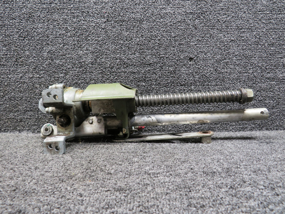 1562025-1 Cessna 337B Flap Actuator Assembly