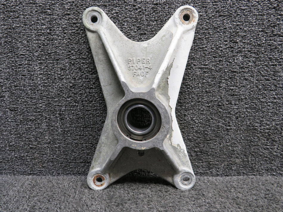 67040-014 (Cast: 67041-4) Piper PA32RT-300T Trunnion Fitting LH Fwd
