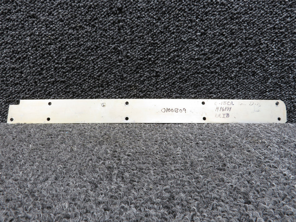 0410230-3 Cessna 150L Seat Rail Inboard