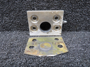 210067-8, 510004-13 Mooney M20E Main Gear Bracket Attachment and Plate RH