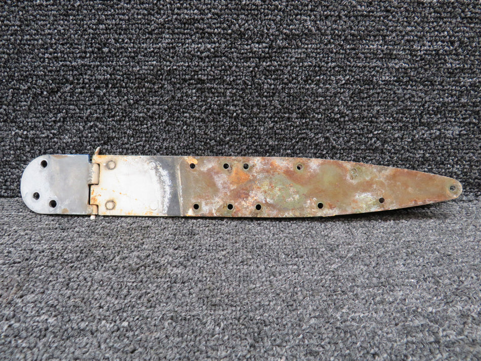 0511280-1 Cessna 172RG Upper Cabin Door Hinge LH (Rusted)