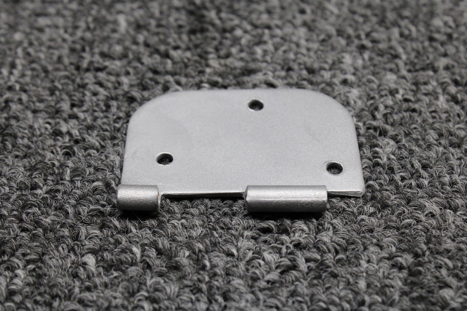 0511280-4 Cessna 172D Cabin Door Hinge Half Lower Forward RH (Bead Blasted)