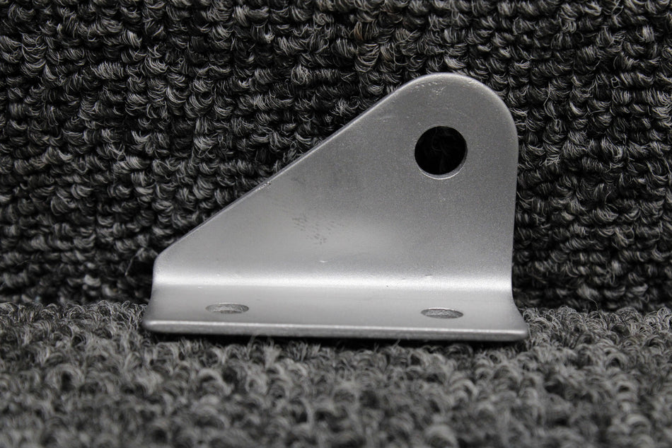 0510205-3 Cessna 172D Seat Belt Fitting Inboard LH, Outboard RH (Bead Blasted)