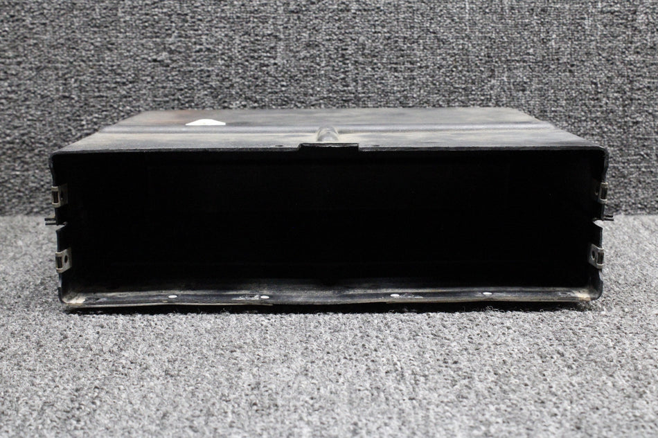 0513225-4 Cessna 172D Map Box Compartment (No Door)