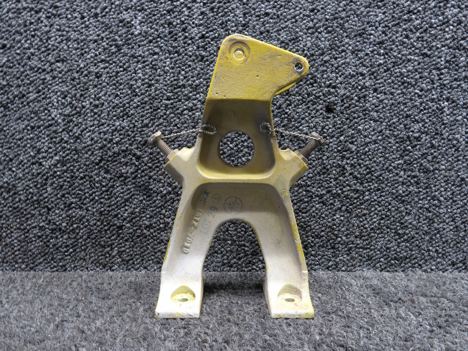 010A-21O70 Mitsubishi MU2B-60 Elevator Bracket Assembly