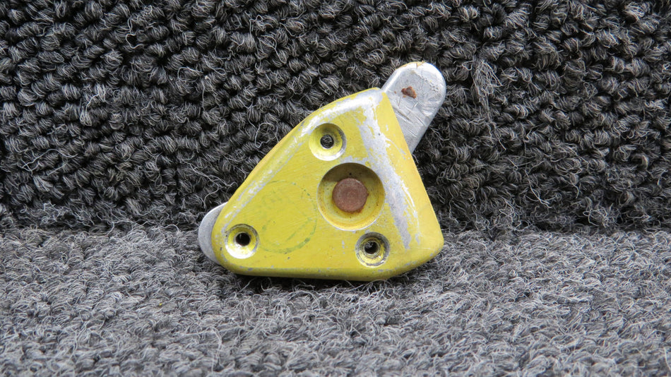 22615-000 Piper PA30 Cabin Door Lock Arm Assembly