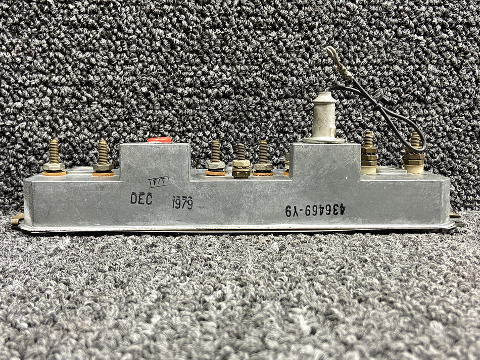 06205-005 Piper PA32R-301 Instrument Gauge Cluster Assembly LH (Damaged)