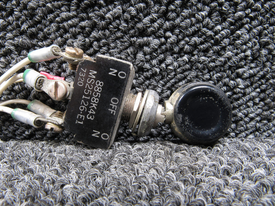 MS25126-E1 (Alt: 8858K43) Cutler-Hammer Toggle Switch
