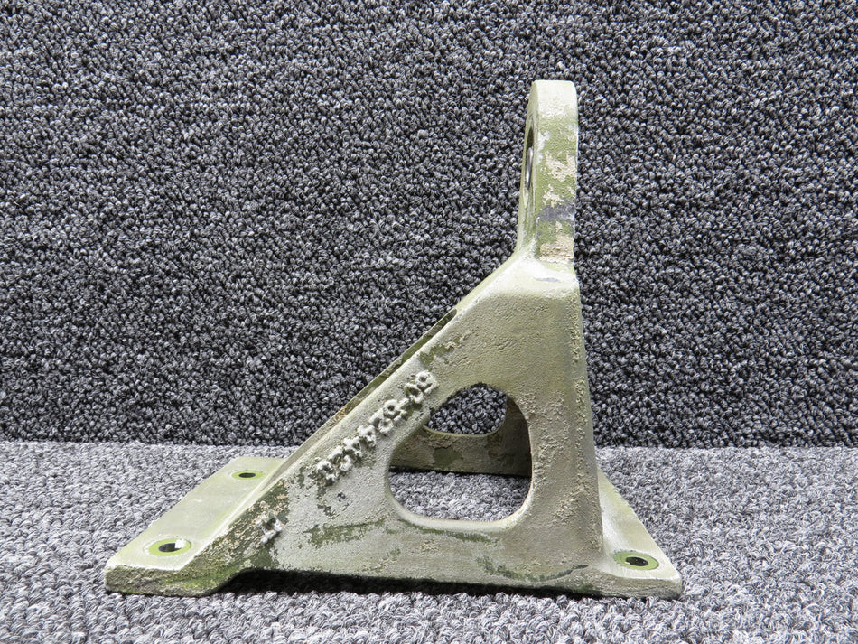 50-524420-3 Beech KA-A90 Elevator Inboard Hinge LH
