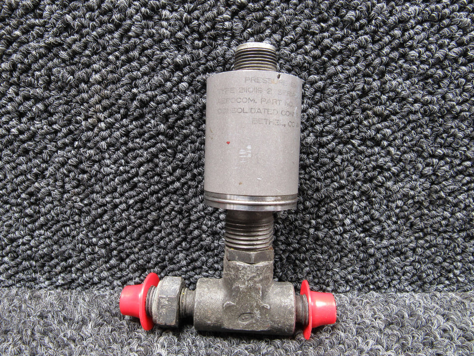 4833010-501 Consolidated Controls 211C119-2 Pressure Switch with Fitting