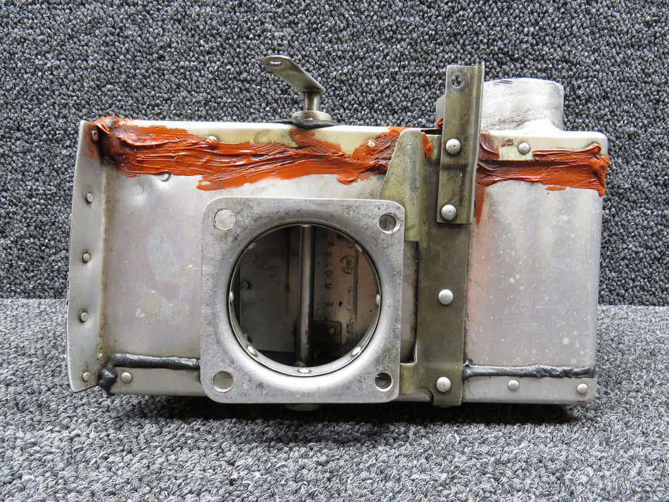 0552164-4 Cessna 172N Carburetor Airbox Assembly (Cracked)