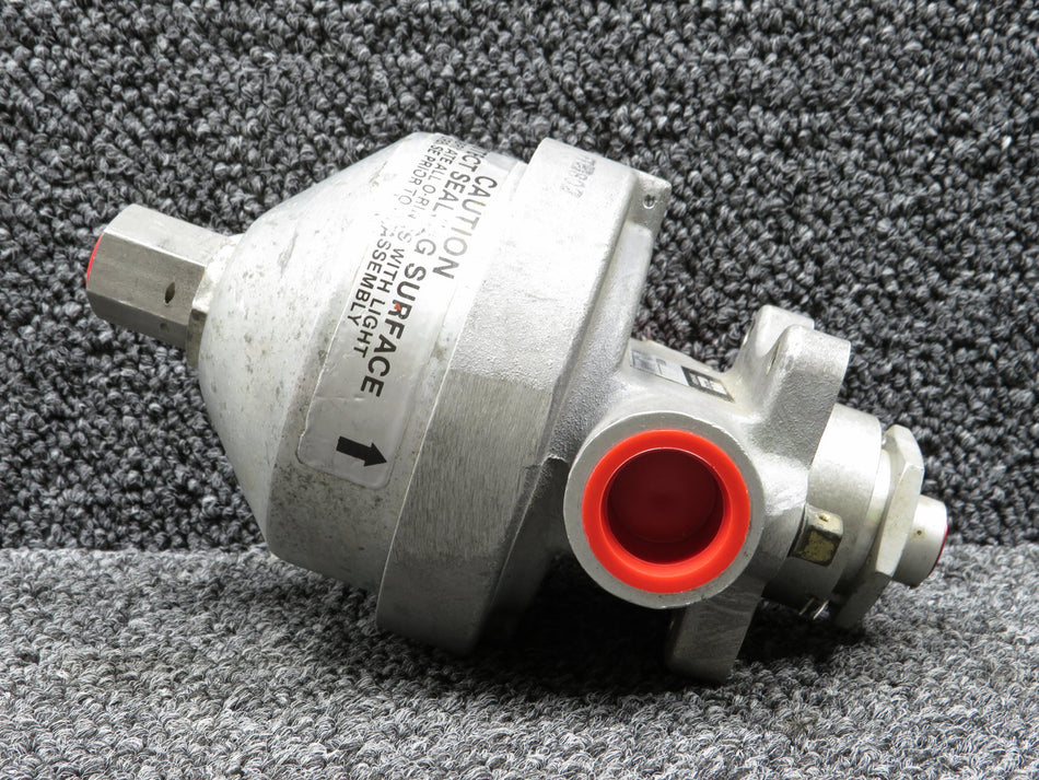 1J18-10 Parker Fuel Filter Assembly