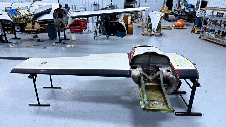 5122005-2 Cessna 421C Wing Structure RH Minus Nacelle Tank