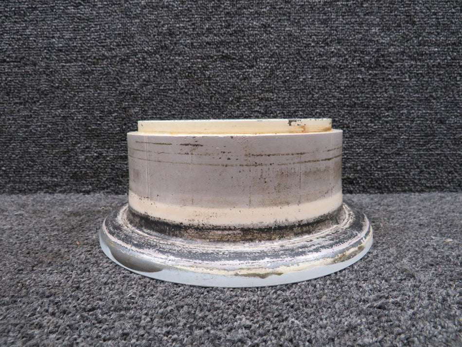 9524202 (Alt: 9532116) Goodyear 6.00-6 Type III Outer Wheel Half Assembly