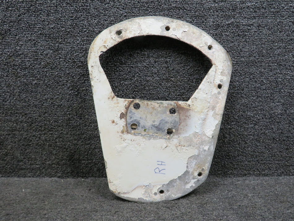 1441010-24 Cessna 172A Wheel Fairing Mounting Plate RH