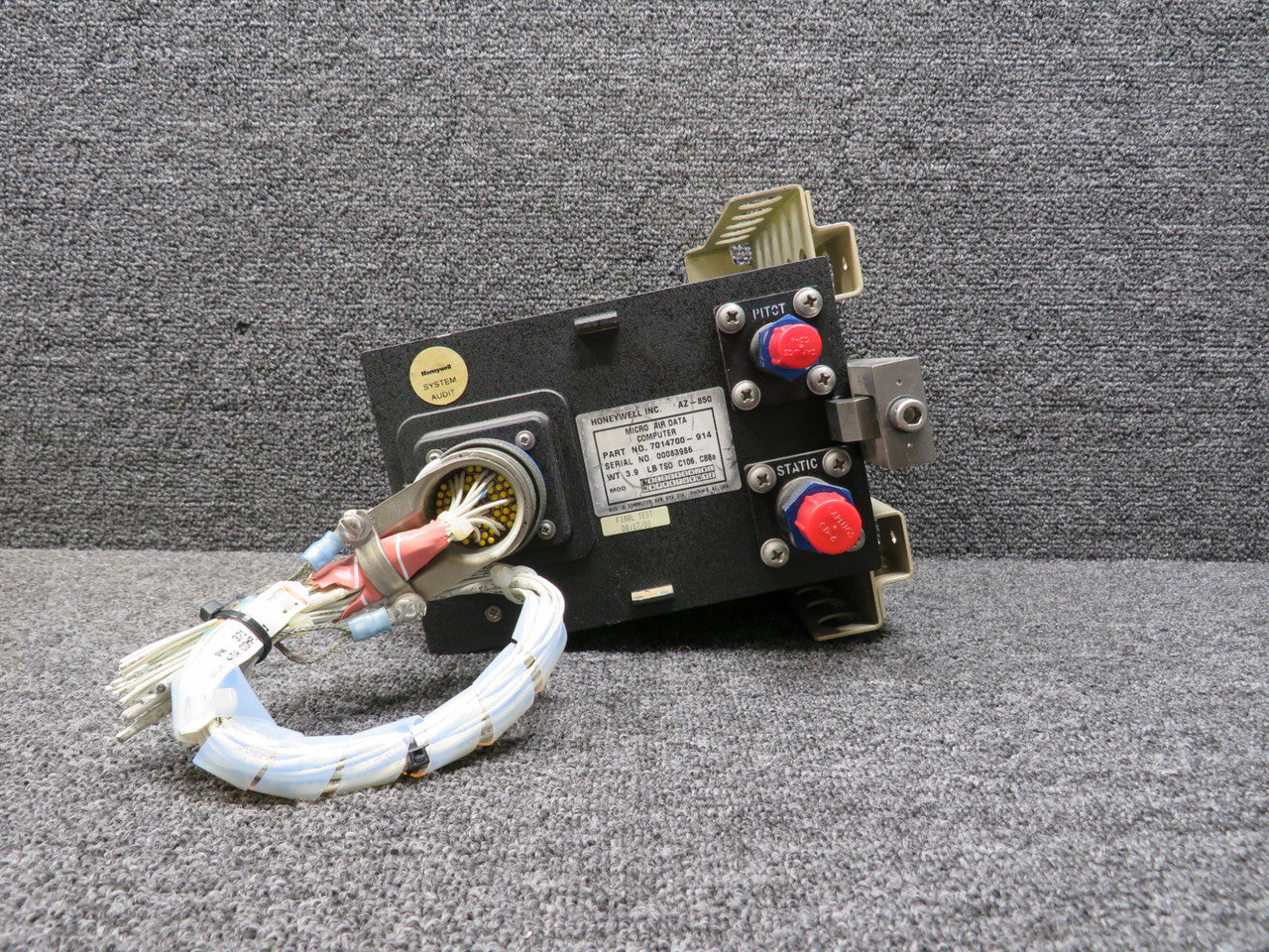 7014700-914 Honeywell AZ-850 Micro Air Data Computer with