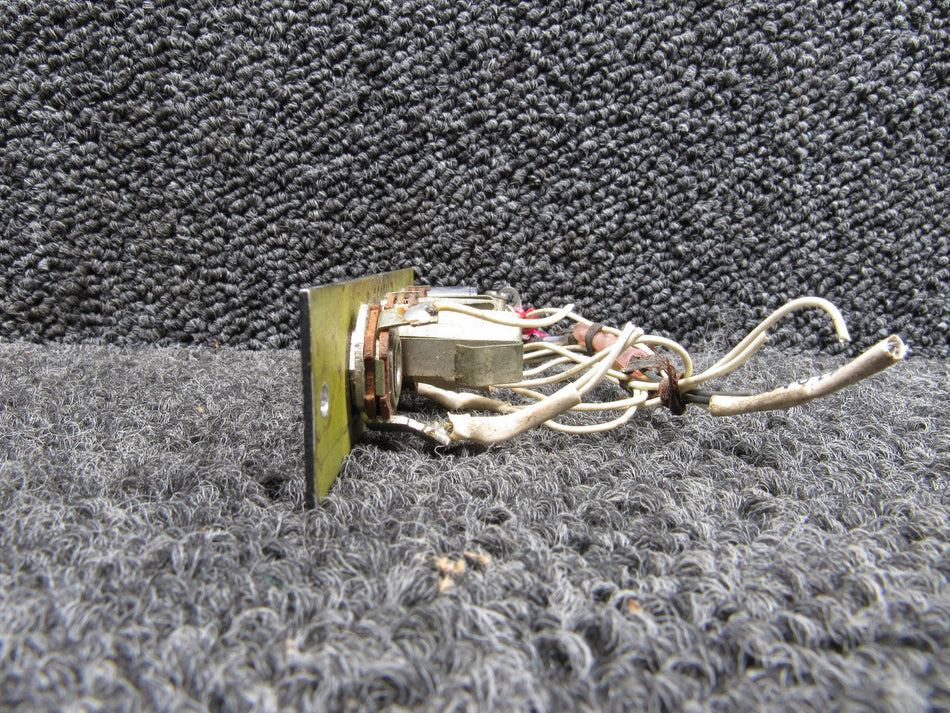 2418099-5 Learjet 25D Microphone and Phone Jack Assembly