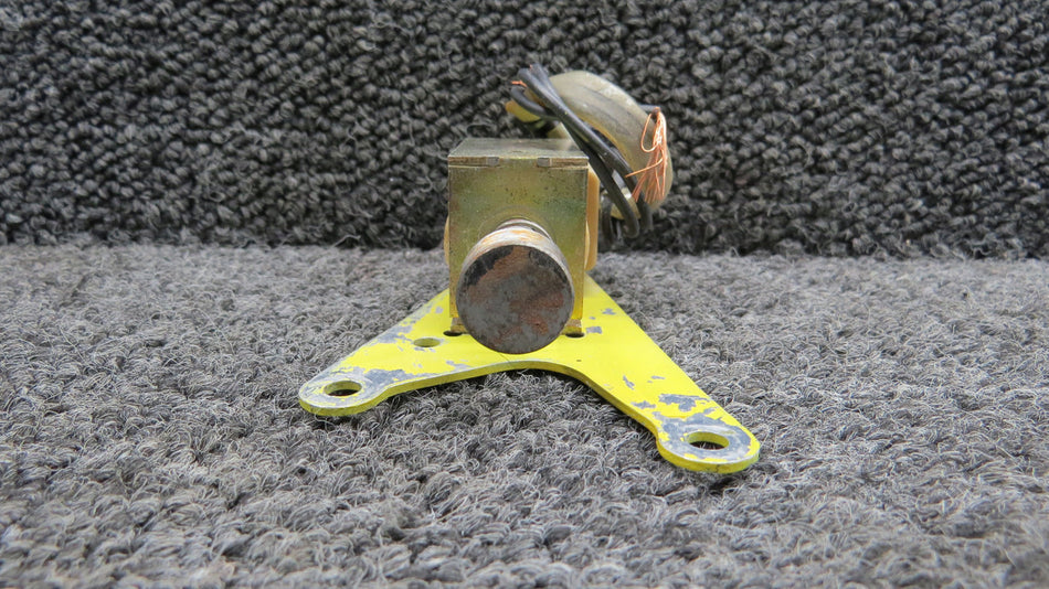 21403-000 (Use: 24948-000) Piper PA24-250 Landing Gear Brake Assembly