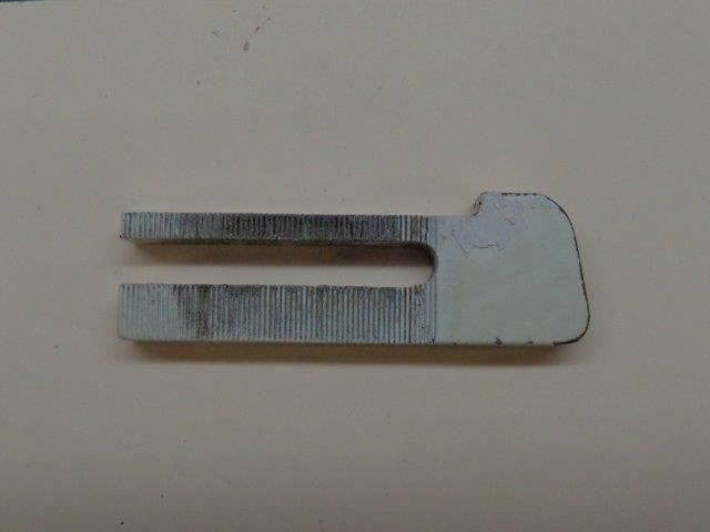 35-815077-21 Beechcraft 58P Uplock Main Gear Block RH