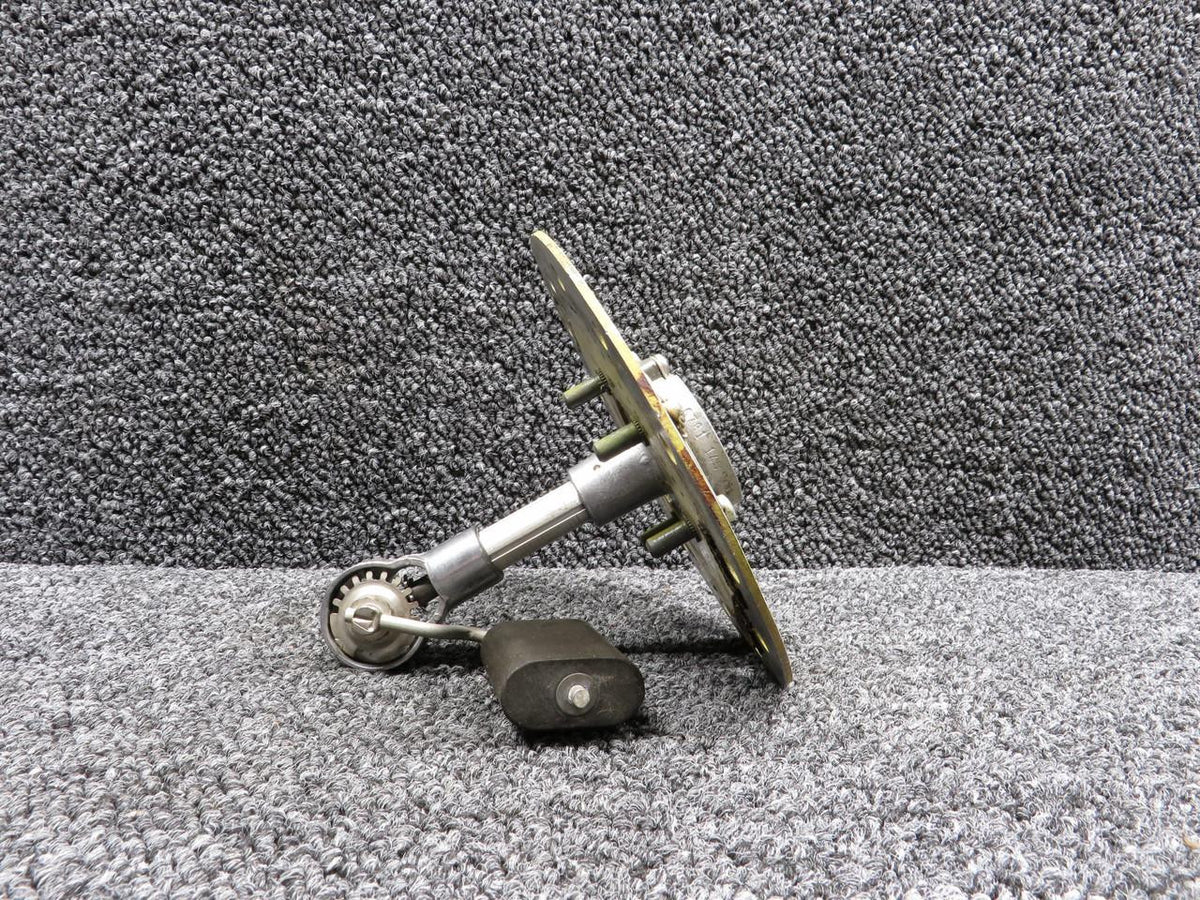 Beechcraft Parts 002-920020-9 Beechcraft 55 Fuel Quantity Transmitter with Indicator (Cracked)