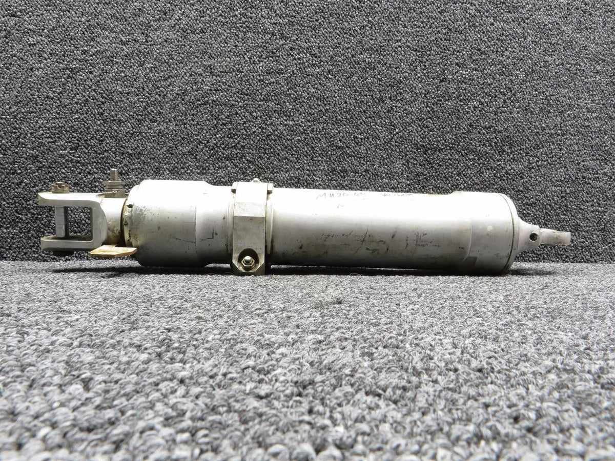 Mitsubishi 030A-38151-21 Sumitomo Mitsubishi MU2-60 Main Landing Gear Oleo Strut