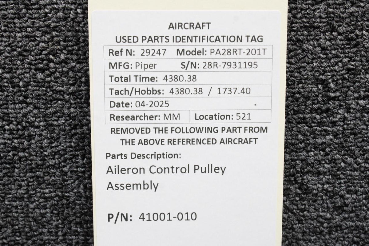 Piper Aircraft Parts 41001-010 Piper PA28RT-201T Aileron Control Pulley Assembly
