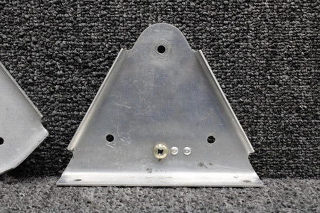 Piper Aircraft Parts 65633-000, 65635-000 Piper PA28RT-201T Stabilator Trim Wheel Bracket Assembly