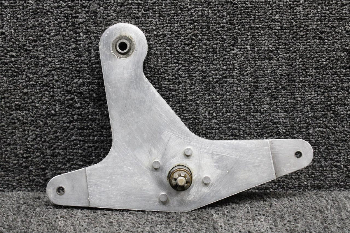 Piper Aircraft Parts 35883-002 Piper PA28RT-201T Stabilator Bellcrank