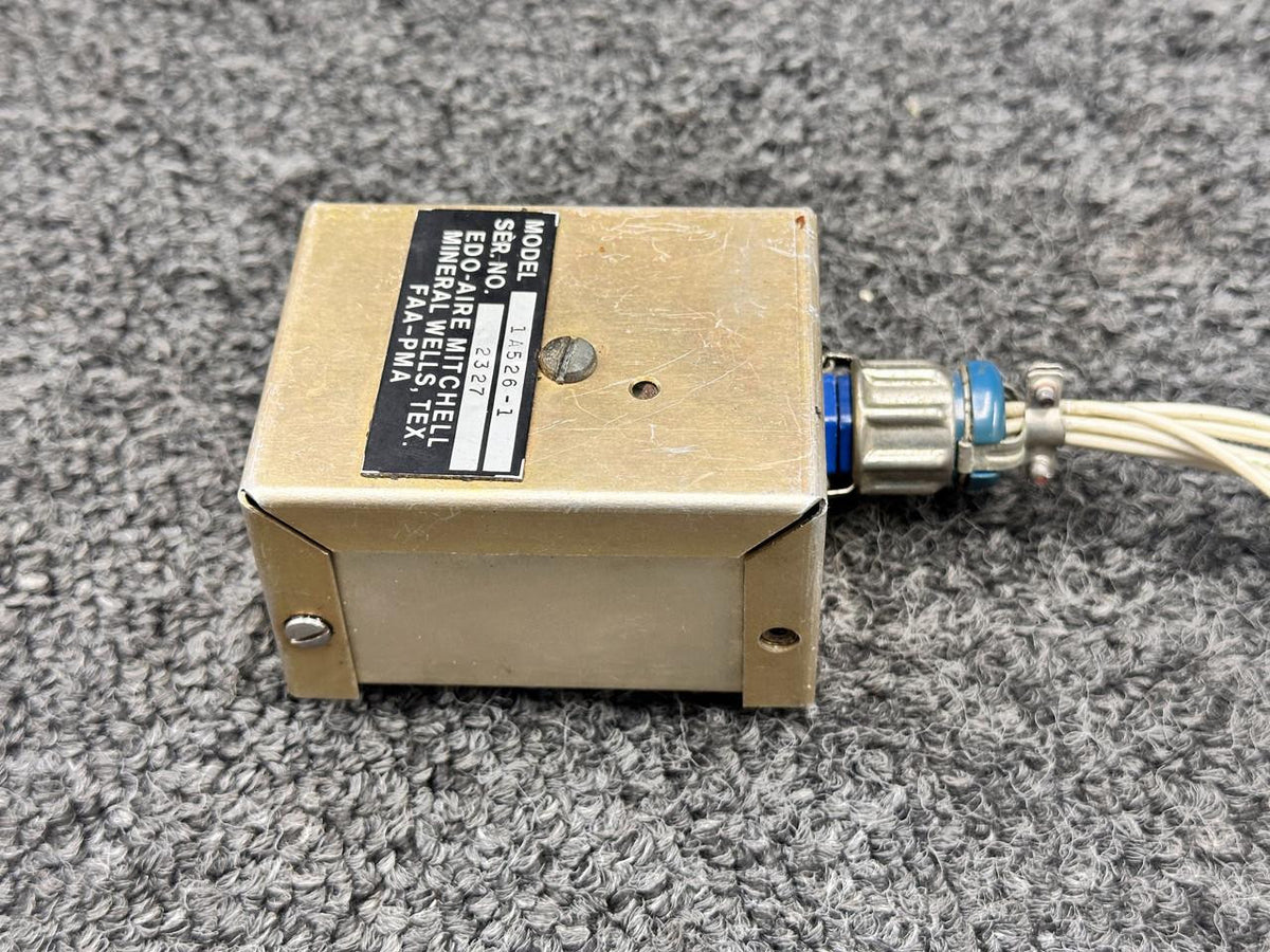 Edo-Aire / Mitchell  1A526-1 Edo-Aire Mitchell Autopilot Relay Box (28V)