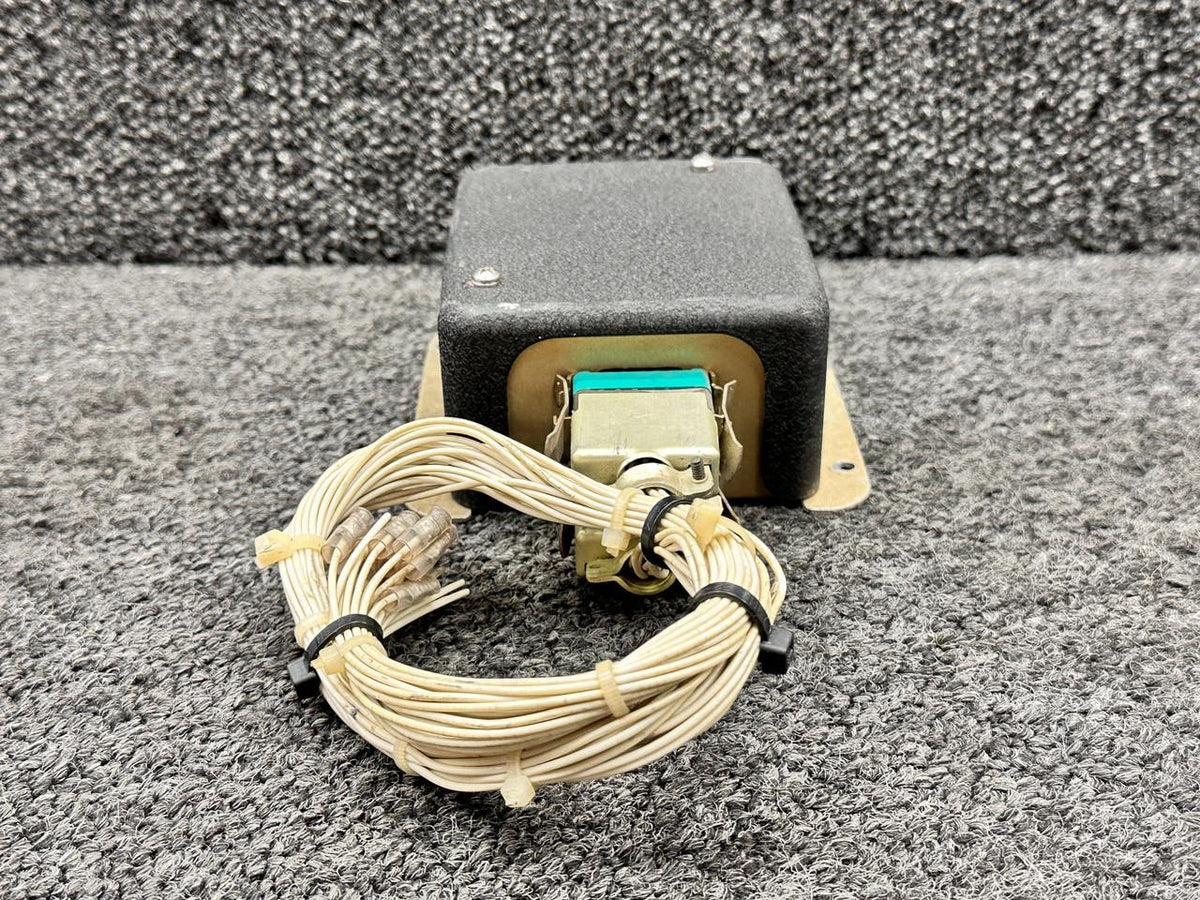 King Radio 071-0006-00 King Radio KA-47 DME Code Converter with Mod (14 or 28V)
