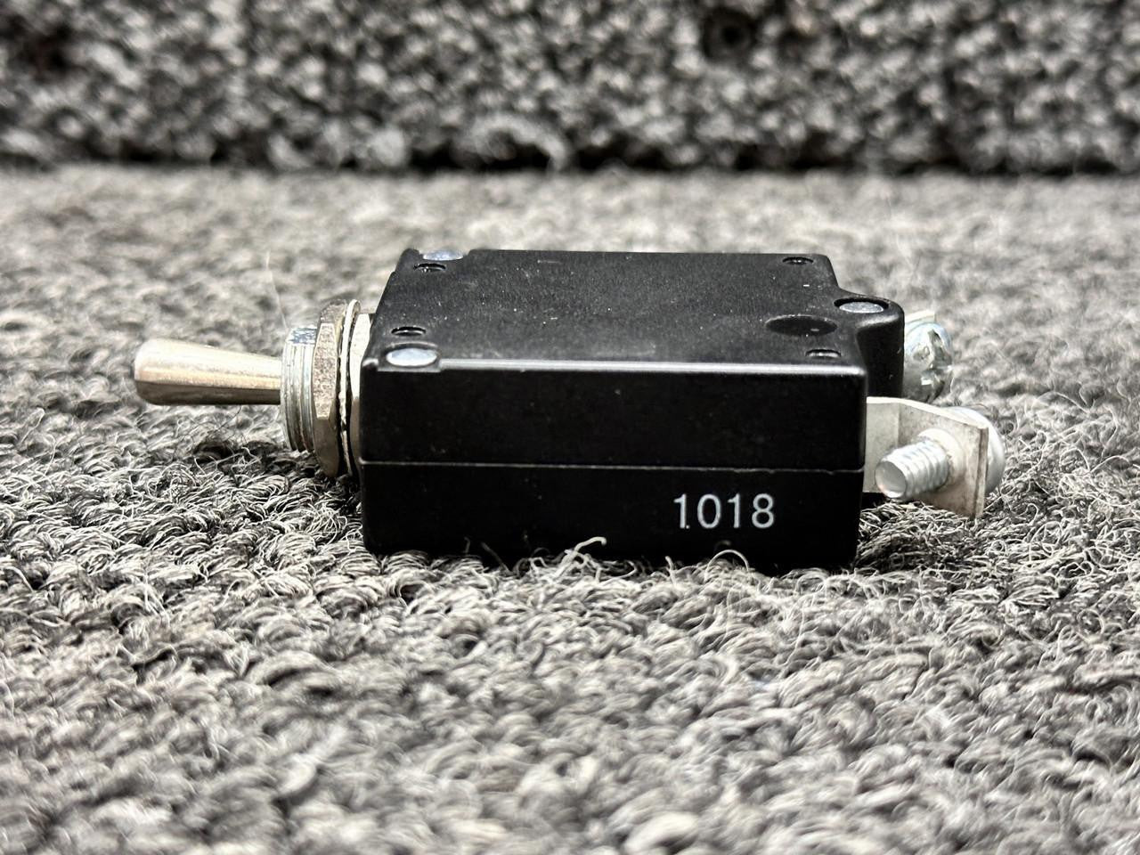 W31-X2M1G-15 Tyco Electronics Circuit Breaker (15A) – BAS Part Sales