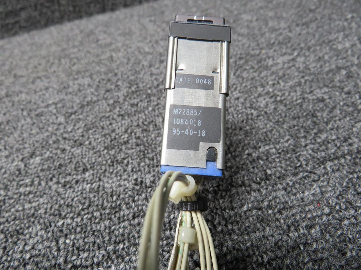Aerospace M22885/1084018 (Alt: 95-40-18) Aerospace Co-Pilot AP/YD Off Annunciator Switch