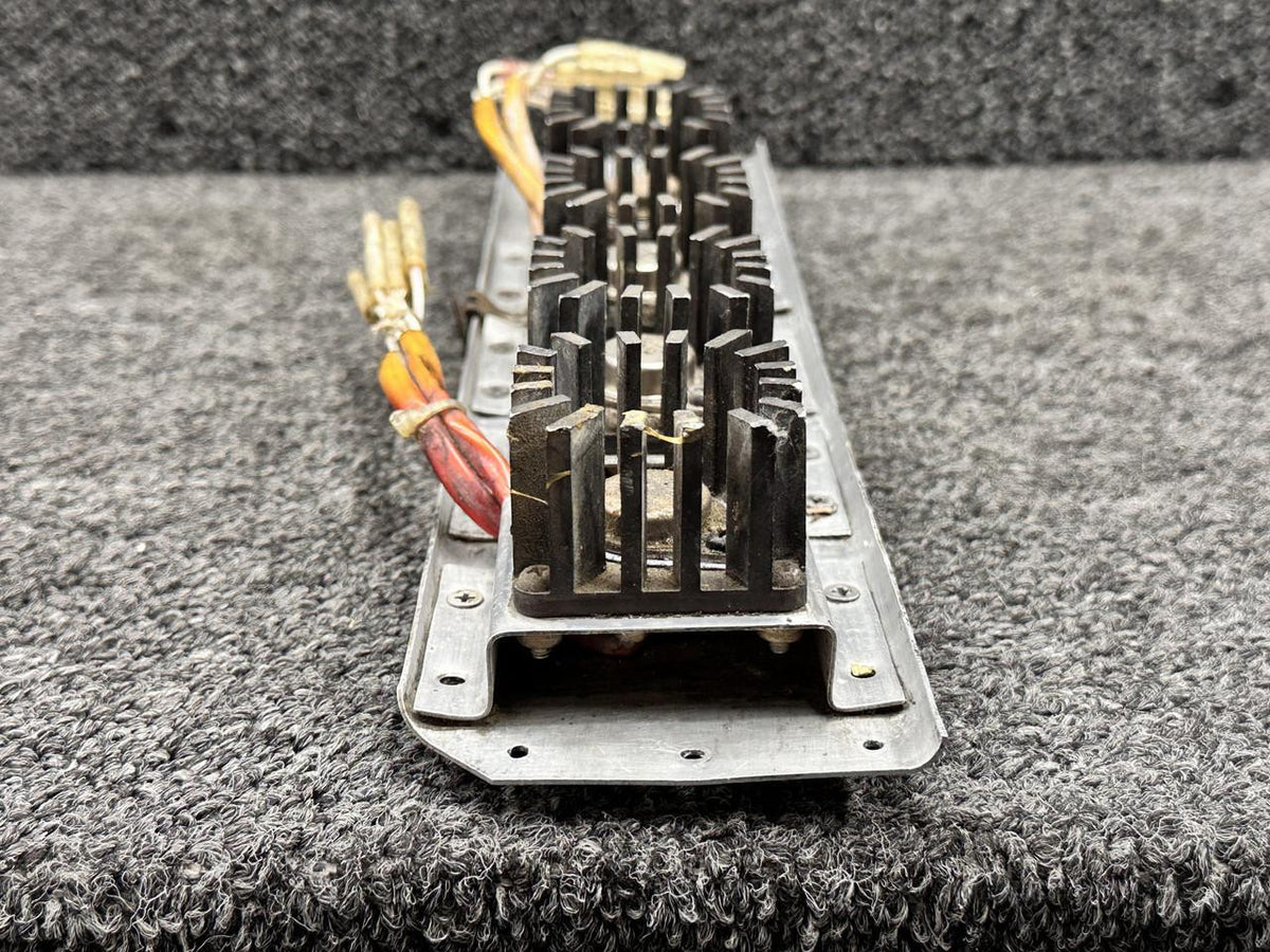 Beechcraft Parts 002-364042-13, 2N3055 Beechcraft 58 Light Dimmer w Transistors and Coolers